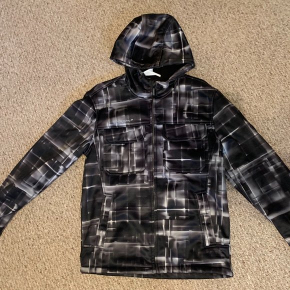 Snow/Outer-Layer - Picture 1 of 3